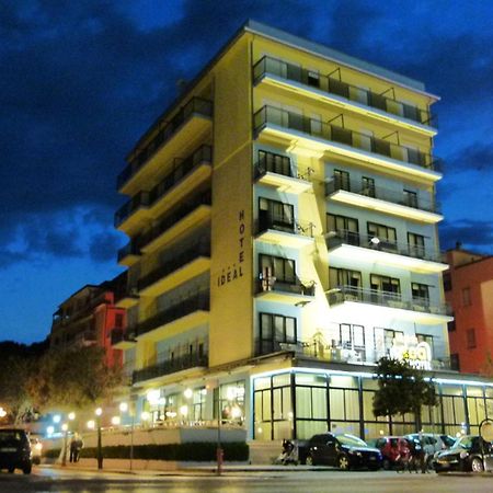 Hotel Ideal Sottomarina Exterior foto
